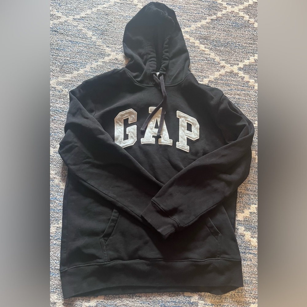 GAP Size M Women’s hoodie.